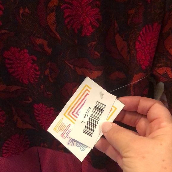 NWT LulaRoe Amelia Dress - Picture 5 of 7